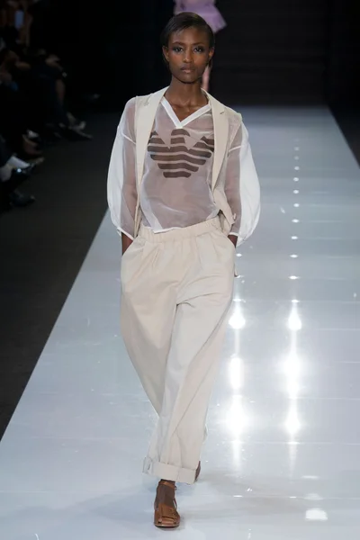 Look 75